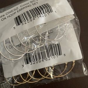 Tilly’s Medium Sized Hoop Earrings